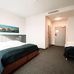 Superior Hotel *